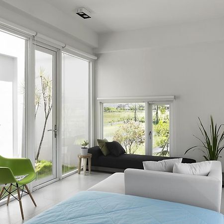 Water House Apartment Yilan Luaran gambar