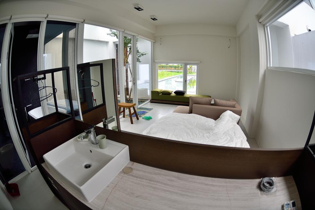 Water House Apartment Yilan Luaran gambar